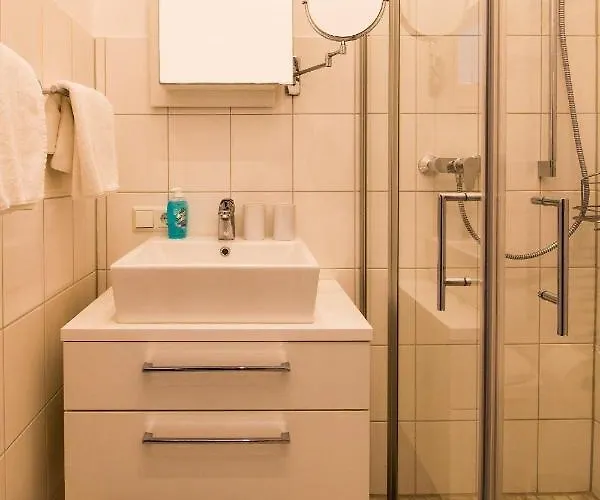 Frau-clara-haus-ecke-3 Apartment Eckernfoerde